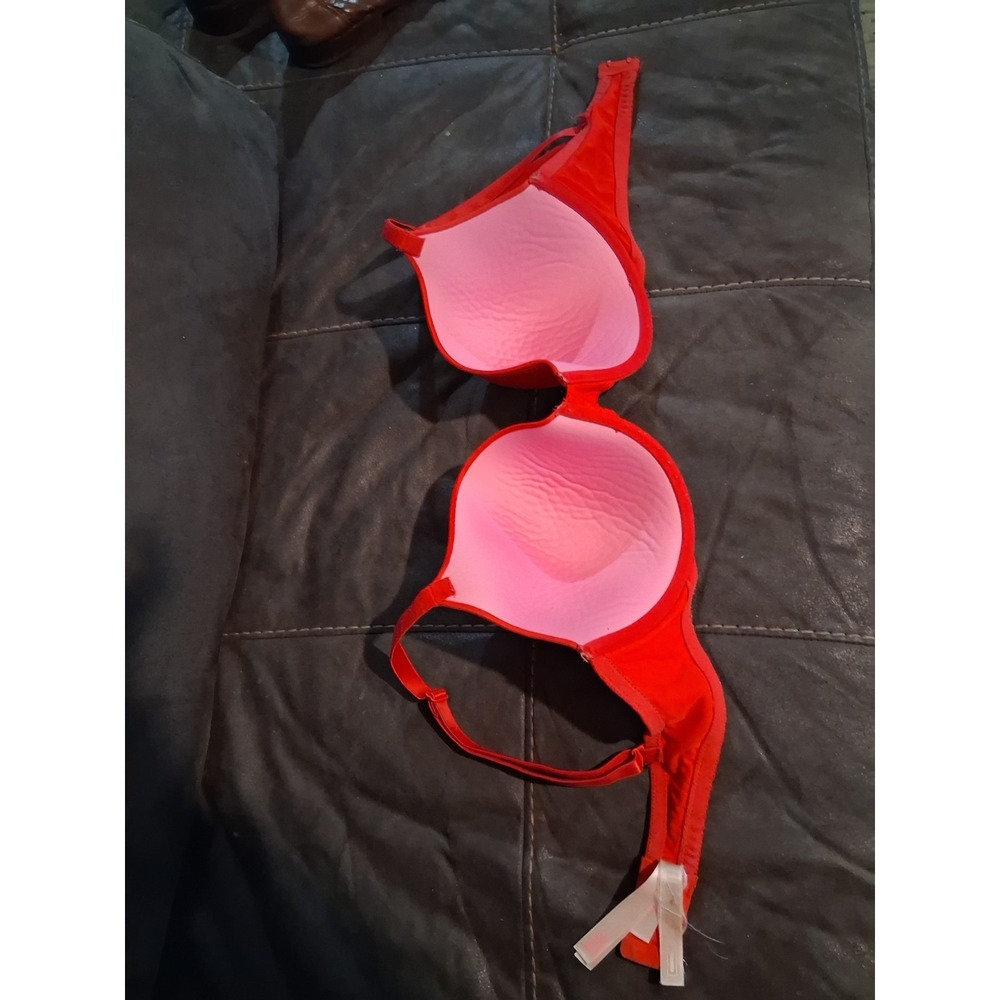 PINK Wear Everywhere T-Shirt Bra Lightly Lined Padded 36DD Red Hook & Eye Nylon
